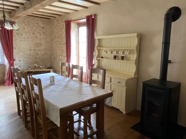 Image No.3-4 Bed Village House for sale