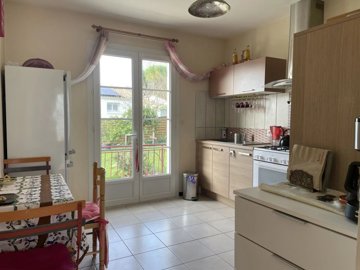dff99596eaede465fb33afd5a360ec1dd16dfd5bab192