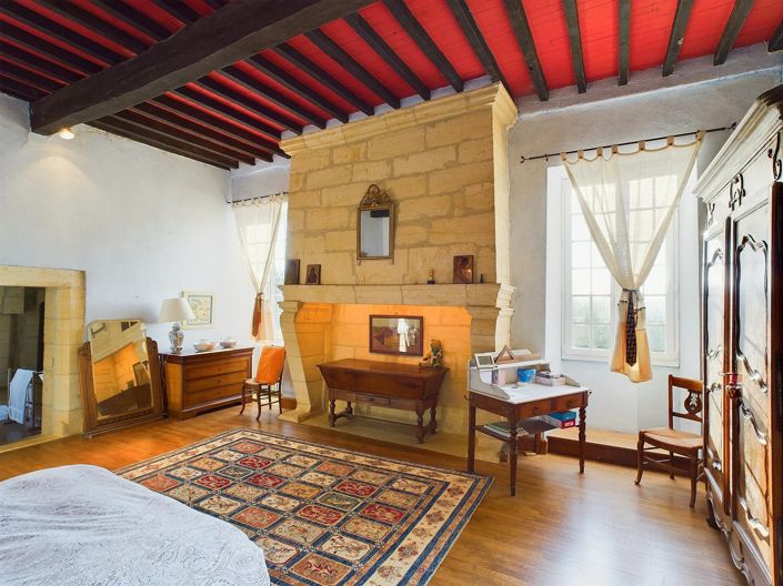 Image No.5-9 Bed House for sale