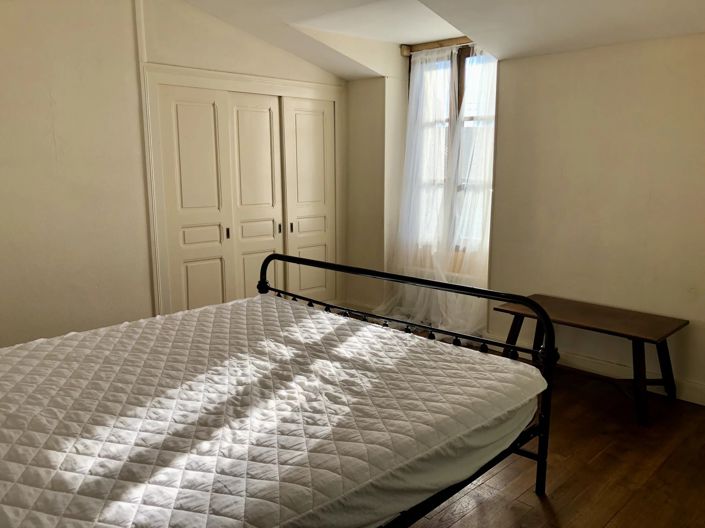 Image No.9-2 Bed House for sale