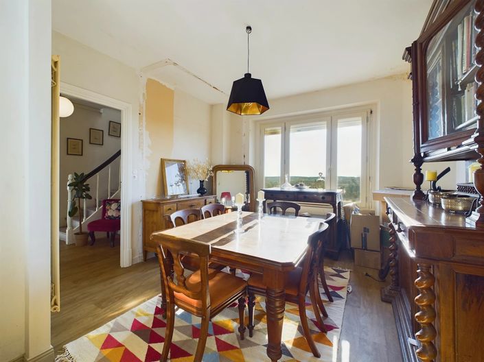 Image No.5-3 Bed House for sale