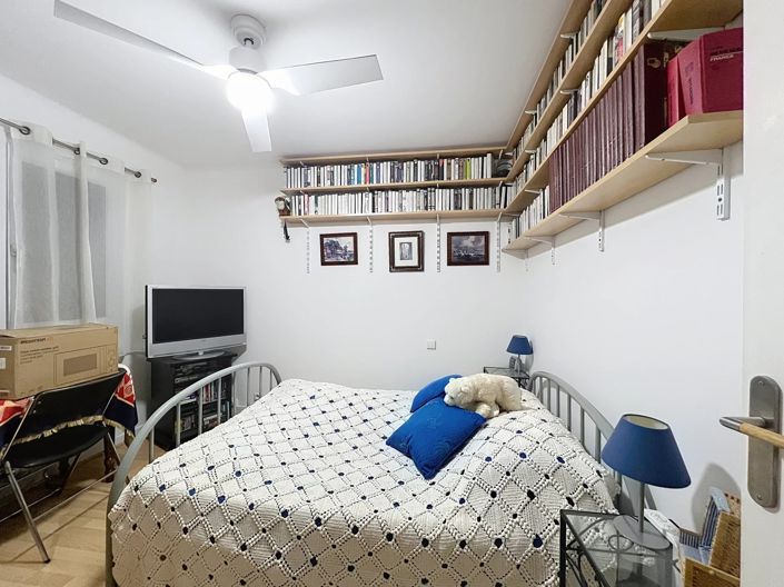 Image No.10-3 Bed Property for sale