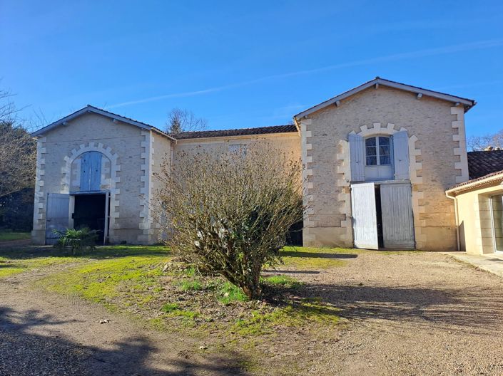 Image No.2-7 Bed House for sale