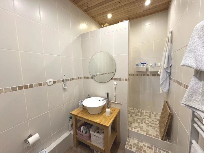 Image No.7-4 Bed House for sale