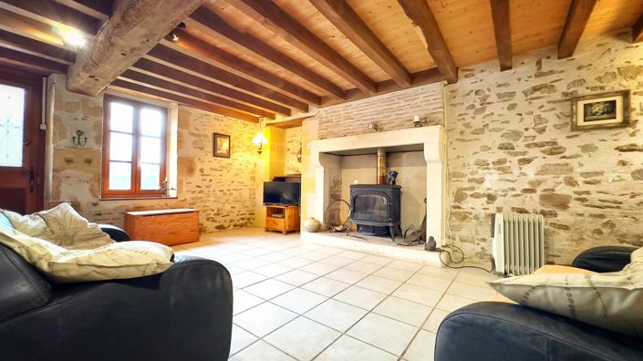 Image No.2-3 Bed House for sale