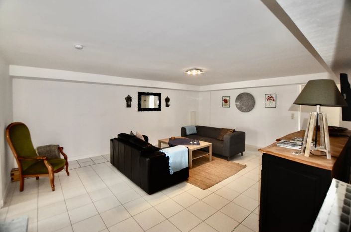Image No.11-9 Bed House for sale