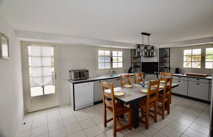 Image No.12-9 Bed House for sale