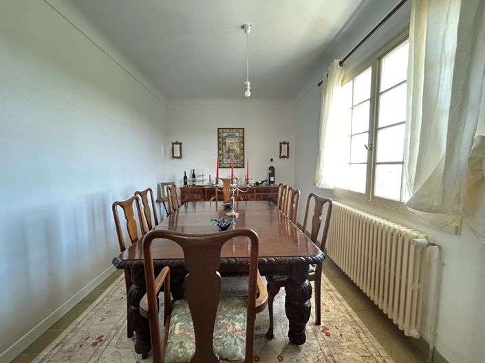 Image No.6-9 Bed House for sale