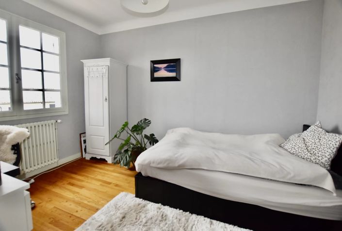 Image No.9-9 Bed House for sale