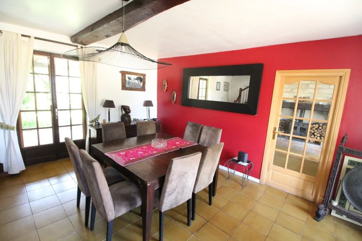 Image No.4-8 Bed House for sale