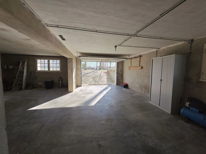 Image No.13-4 Bed House for sale