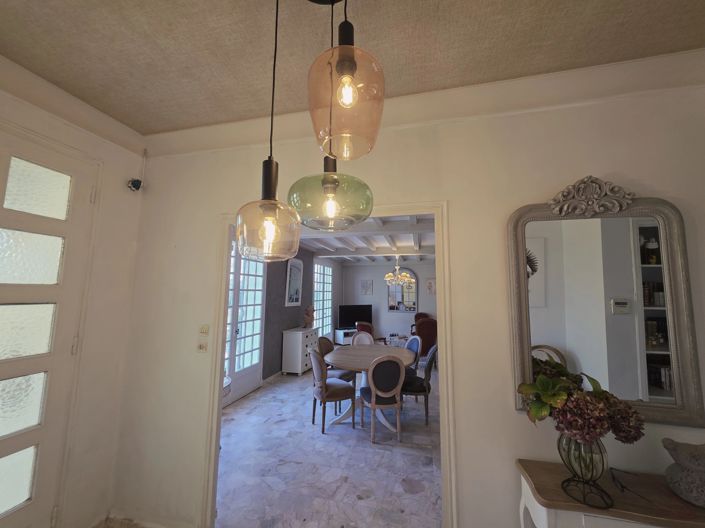 Image No.8-4 Bed House for sale