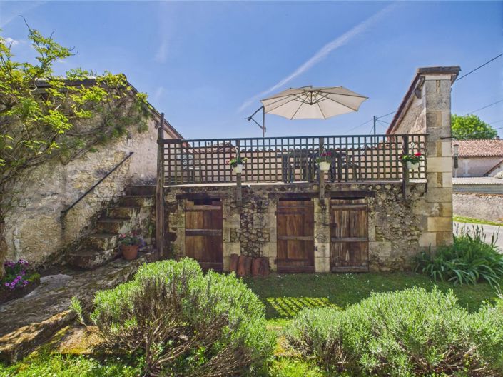 Image No.10-3 Bed Village House for sale