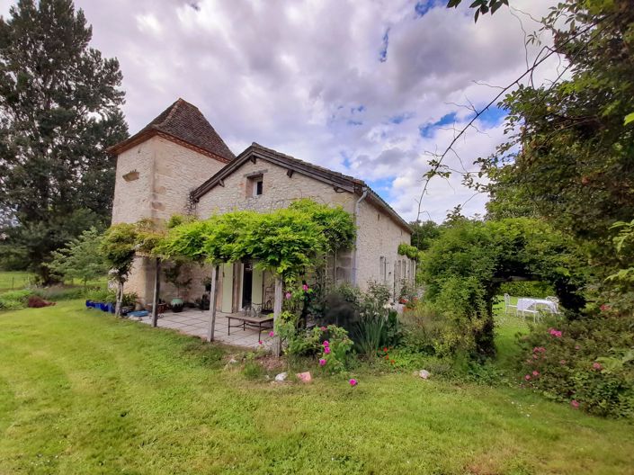 Image No.2-2 Bed Village House for sale