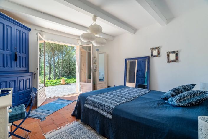 Image No.9-4 Bed House for sale