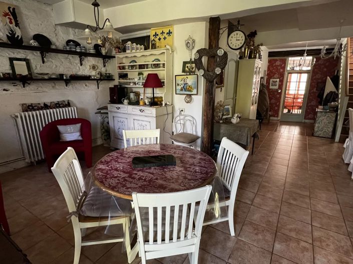 Image No.5-6 Bed House for sale