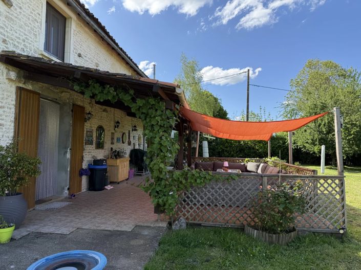 Image No.15-5 Bed House for sale