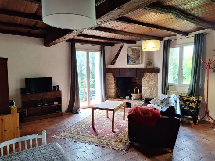 Image No.10-6 Bed House for sale