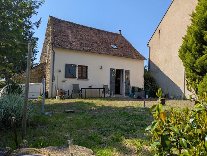 Image No.8-3 Bed Village House for sale