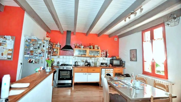 Image No.6-4 Bed House for sale