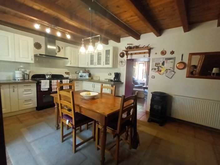 Image No.4-3 Bed Village House for sale