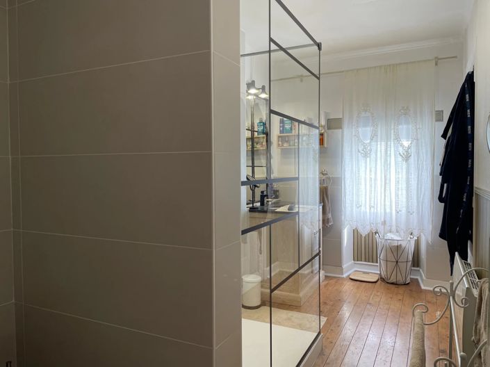 Image No.13-5 Bed House for sale