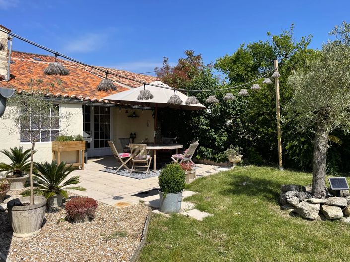 Image No.9-5 Bed House for sale