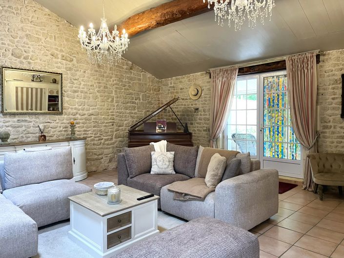 Image No.7-5 Bed House for sale