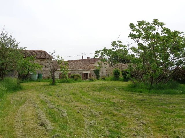 Image No.12-4 Bed Village House for sale