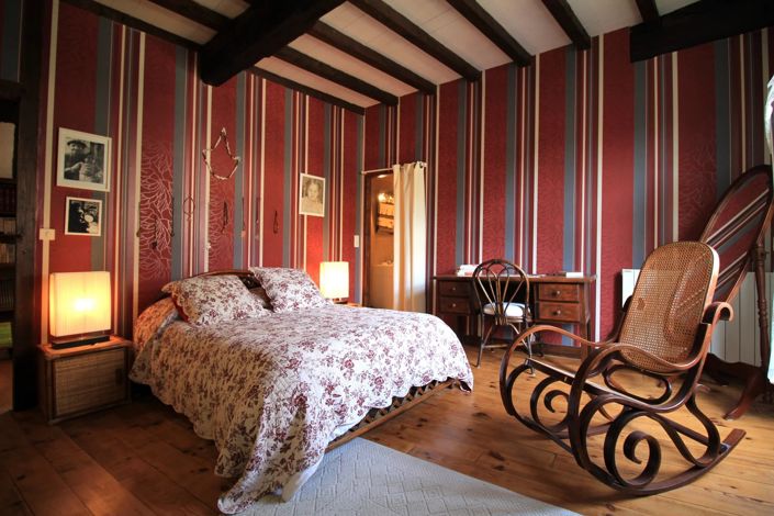 Image No.11-6 Bed Village House for sale