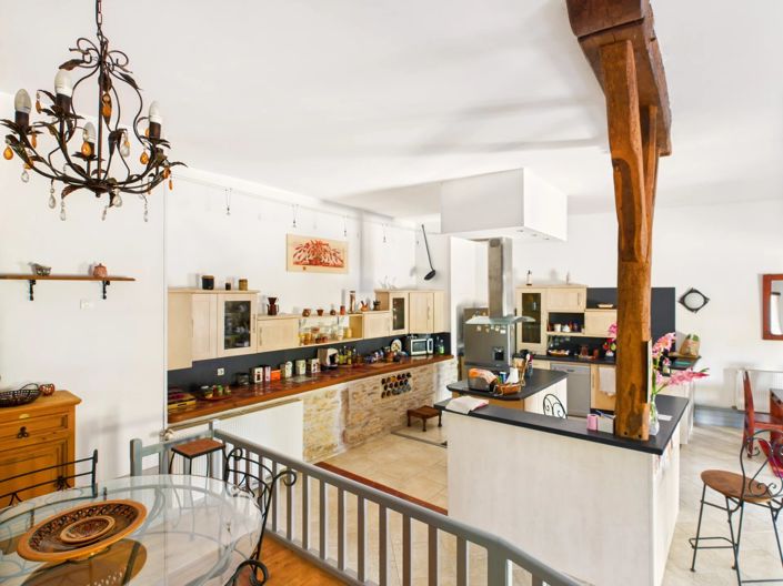 Image No.6-5 Bed House for sale