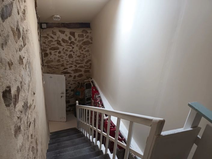 Image No.13-3 Bed Village House for sale
