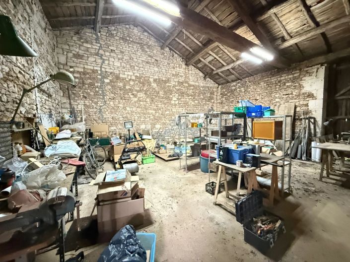 Image No.11-4 Bed Farmhouse for sale