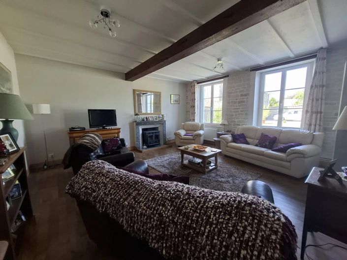 Image No.4-3 Bed Village House for sale
