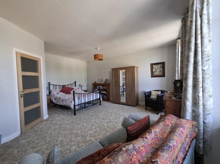 Image No.6-3 Bed Village House for sale
