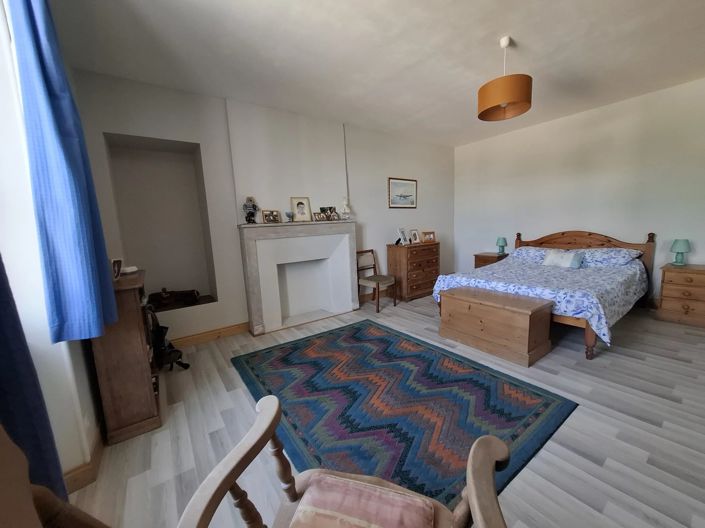 Image No.8-3 Bed Village House for sale