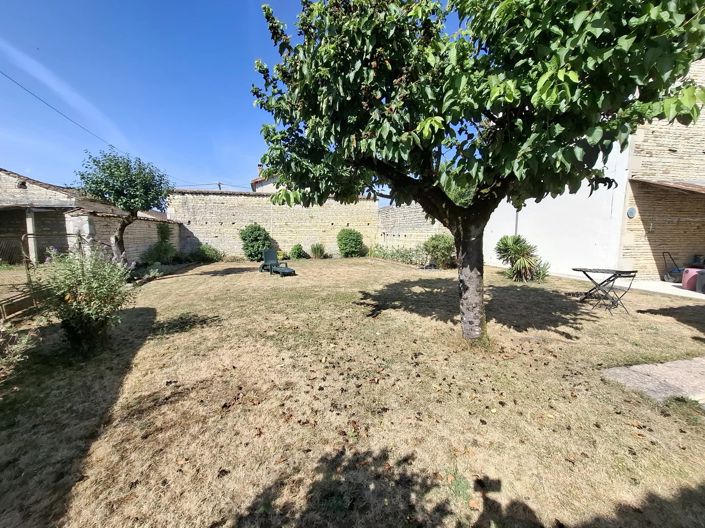 Image No.10-3 Bed Village House for sale