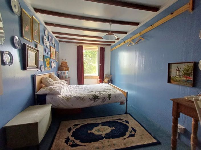 Image No.7-5 Bed House for sale