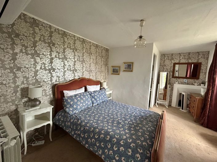 Image No.14-5 Bed Farmhouse for sale