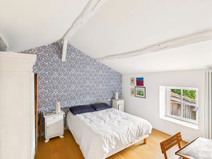 Image No.13-6 Bed House for sale