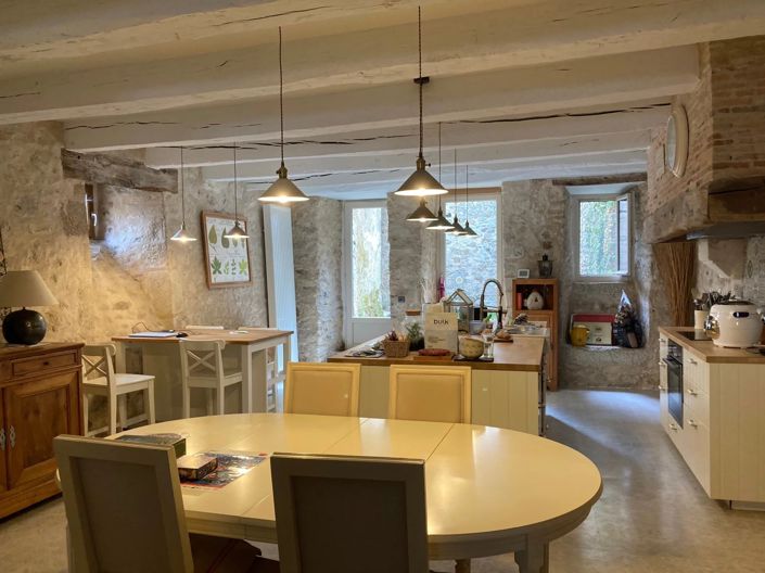 Image No.8-4 Bed House for sale