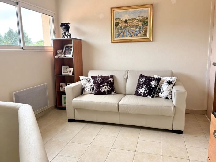Image No.15-3 Bed House for sale