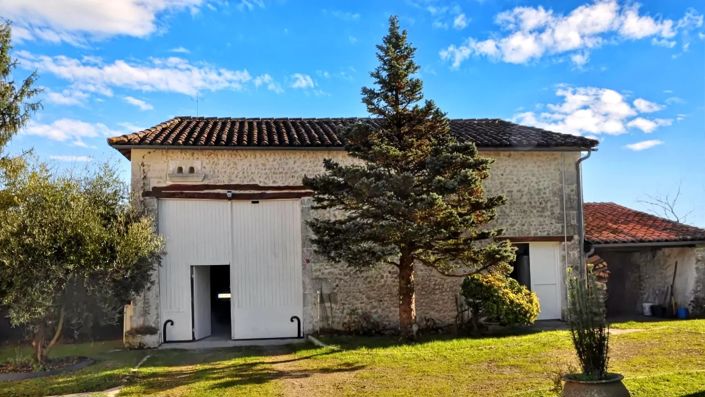 Image No.3-Maison de 3 chambres à vendre à Aubeterre-sur-Dronne