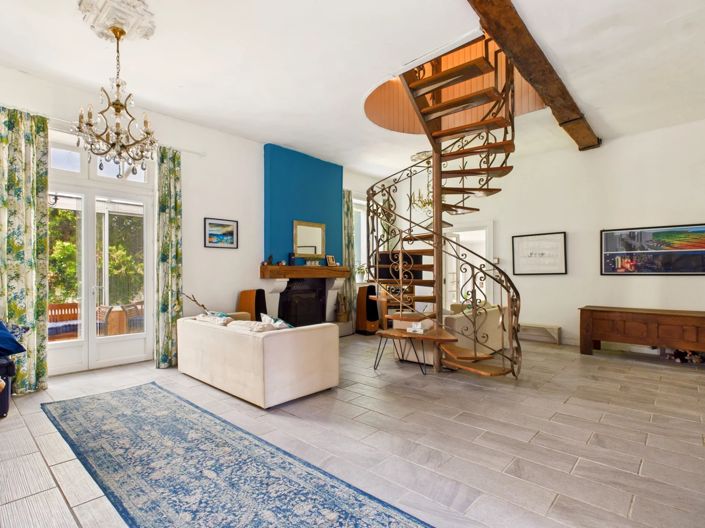 Image No.2-4 Bed Village House for sale