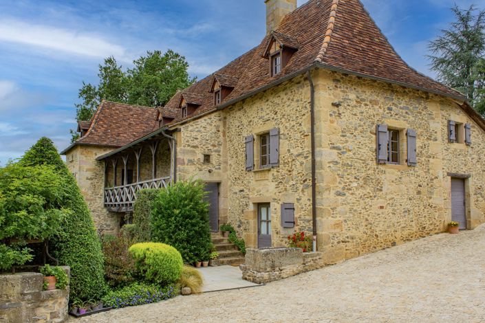Image No.5-6 Bed House for sale