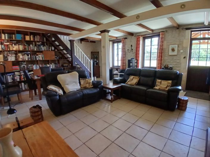 Image No.3-4 Bed House for sale