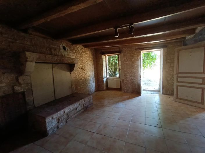 Image No.3-Maison de village de 3 chambres à vendre à Villefagnan