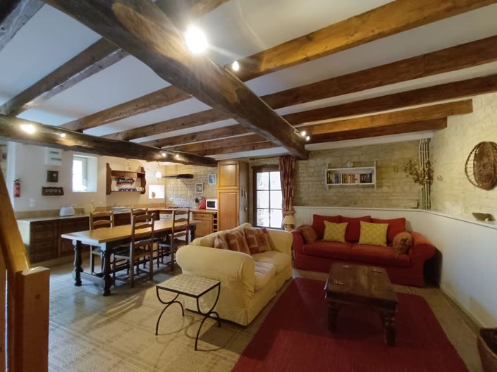 Image No.6-7 Bed House for sale