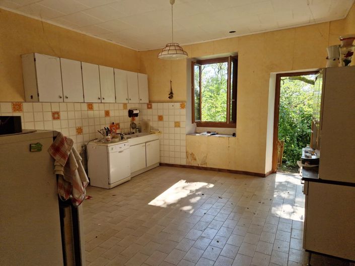 Image No.11-Ferme de 5 chambres à vendre à Parisot
