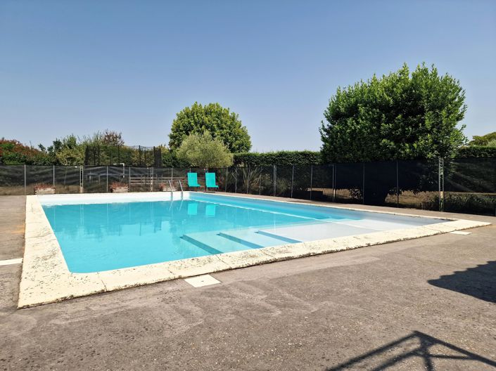 Image No.2-8 Bed House for sale